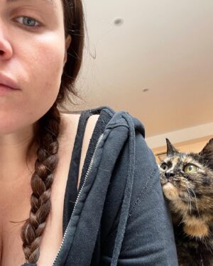 Emer Kenny Instagram - Imagine being completely indifferent to cats but marrying a cat-lover but then the cat-lover has to move to Salford for work leaving you with his extremely eccentric cat who likes to be fed 8 times a day and aggressively stroked at 3am x