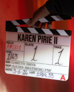 Emer Kenny Instagram - Hello Scotland, hello Karen Pirie, hello writing & shooting & mothering all at the same time. Come on @laurenlyle7 @chrisapjenks @zachwwyatt let’s solve a horrible kidnap.