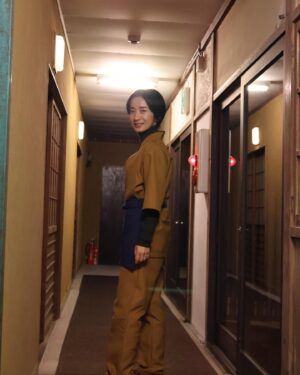 Emi Kurara Instagram - .
今夜11時、
フジテレビ系列『リビングの松永さん』
第８話
放送です！

ミーコママ和歌山の旅館の家業も頑張ってますよの写真でした☺︎
@matsunagasan8