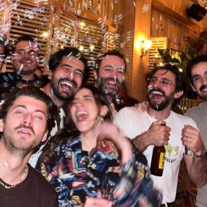 Emiliano Zurita Instagram - Ya a mis 30 años sigo confirmando que no hay mejor cosa en esta vida que poder compartirla con gente que amas. Gracias a todos ustedes por acompañarme, disfrutar, bailar un poquito y hacerme tan tan feliz💃❤️‍🔥👻
.
.
.
📸 @great.mov