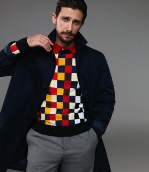 Emiliano Zurita Instagram - Gracias al gran equipo detrás de esta campaña por hacernos los nuevos embajadores de  @benetton_mexico ! 🐰🔲 
la nueva colección FW23 ya está en tiendas, no se la pierdan👀 @_camilavalero 
.
#BenettonSquad #FW23
#EmilianoXBenetton