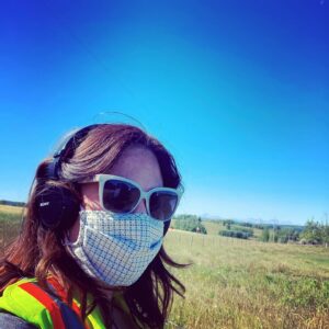Emily Andras Instagram - You can’t scare me; in 2020 I Earped through the Pandemic. 🤠 So grateful for this incredible cast and crew! Hope to see y’all soon. #WynonnaEarp #Alberta #keepabrolling