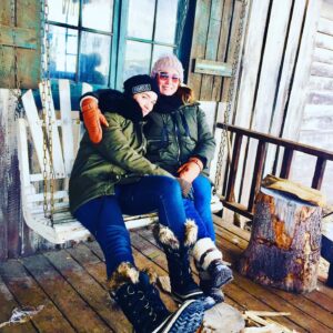 Emily Andras Instagram - We’re back. We’re still here. We’re home. We’re together. We’re with you. We’re ready. We’re #Earp.