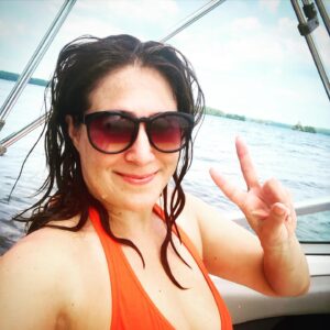 Emily Andras Instagram - 🎵 I’m on a boat.