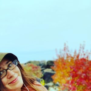 Emily Andras Instagram - Keep it breezy, November.