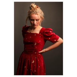 Emily Berrington Instagram - Heavenly shoot with the extraordinary @fayethomasphoto earlier this year ✨🌙
@meadows____ @joshwood @jamesgouldoescolour @nicholas.hardwick