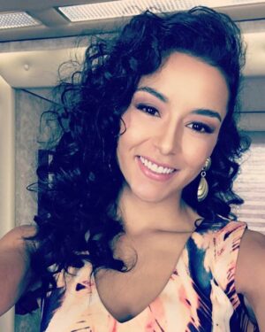 Emily Rios Instagram - De vez en cuando...