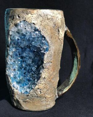 Emily Serpico Instagram - 💎GEODE MUGS ARE NOW ON ETSY💎 Link in the bio! Mugs ordered now through dec 1st will arrive before Christmas 🎄 22K gold handles 12oz #ceramics #geode #stonemug #mug #gold #22k #crystal #witchy