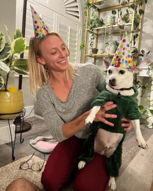 Emily Whitmire Instagram - I never thought me and Bruce wanted another dog. I was so wrong. Guero is such a blessing. Poor Bruce doesn’t hear anymore so it’s good having this little guy to help Bruce stay in tune with what’s going on. It’s also good knowing they have each other while I’m at work. I feel so lucky this little guy found his way into my life. #chihuahua #chihuahuasofinstagram #chihuahuas #chihuahualove #dogs #dogsofinstagram #boxers #boxersofinstagram #boxerlove