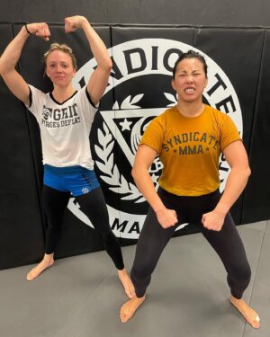 Emily Whitmire Instagram - Lite on the mayo and heavy on the mustard 😆 #syndichicks #jokes #syndicate #mma #lasvegas #apemanstrong #wmma