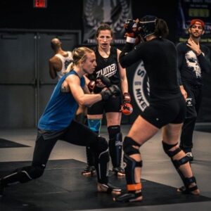 Emily Whitmire Instagram - Finally feeling healthy and ready to get the new year started! I’ve been training around a knee injury the last few weeks. So I’m excited to get the week started on a good note

📸 @zanevskiydaniil 

#mma #ufc #lasvegas #syndicate #training