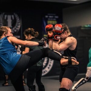 Emily Whitmire Instagram - Finally feeling healthy and ready to get the new year started! I’ve been training around a knee injury the last few weeks. So I’m excited to get the week started on a good note

📸 @zanevskiydaniil 

#mma #ufc #lasvegas #syndicate #training