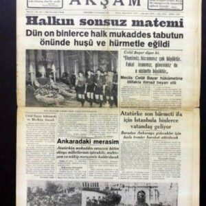Emir Benderlioğlu Instagram - Beni yakından tanıyanlar bilir, hemen her fikir sohbetinin içine, konu ne olursa olsun, Atatürk'ün sözlerinden ya da yaşayışından bir örnek eklerim...Onu sadece 10 Kasım'da değil, hayatın her alanı ve anında anmayı kendime âdet edindim, çünkü bana göre, son Başbuğ, Gazi Mustafa Kemal ATATÜRK'ün en önemli vasiyeti budur: Onu okumak, anlamak ve hayat pusulalarından biri haline getirmek! #10kasım
