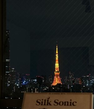 Emiri Tachibana Instagram - 日が暮れるとすっかり寒くなりました。
が、お昼は暖かい日もあったりと肌寒くも曖昧な期間はコスメや香りを選ぶ時にいつもひとりでワクワクしてしまいます。。！

最近はベースメイクの選び方や色の好みも少し変わって、また新たなコスメ散策が楽しいです。

最近はおすすめコスメの紹介がインスタライブばかりなので投稿にも残せるように！11月の目標にします！(⁎⁍̴̛ᴗ⁍̴̛⁎)

あっという間に11月ですが体調を崩さぬように、温かく過ごしてください☺️🫶