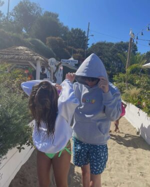 Emma Berman Instagram - 🫶

#la#malibu#rodeodrive#americanaglendale#tarzana#burbank#westhollywood#takemeback#summerbreak#vacaygoals#outloud#actingcamp#recording#emmaberman#funtimes#lovemyfriends#newadventures#beachvibes#workandplay#bestdays
