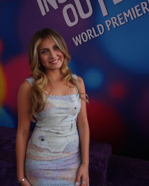 Emma Berman Instagram - pure joy 

#insideout2 #moviepremiere #worldpremiere #insideout #redcarpet #redcarpetfashion #redcarpetdress