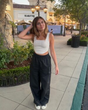 Emma Berman Instagram - 🫶

#la#malibu#rodeodrive#americanaglendale#tarzana#burbank#westhollywood#takemeback#summerbreak#vacaygoals#outloud#actingcamp#recording#emmaberman#funtimes#lovemyfriends#newadventures#beachvibes#workandplay#bestdays