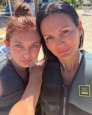 Emma Berman Instagram - Mama Berm

I love you to the galaxy and beyond 💫

#mothersday#momager#lovemymom#bestmomever#builtinbestfriend#newyork#dubai#bayarea#la