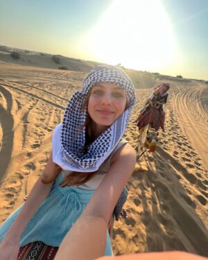 Emma Berman Instagram - Spring Break in UAE! 🐫 

#springbreak#desert#uae#safari#dubai#alfaya#adventures#sharjah#traditions#cultures#destinations#bestdestinations#travel#explore#learn#dubaidesert#emmaberman#springbreak#adventures#dubaiviews#camelride#dunebuggies#goldensands