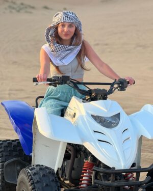 Emma Berman Instagram - Spring Break in UAE! 🐫 

#springbreak#desert#uae#safari#dubai#alfaya#adventures#sharjah#traditions#cultures#destinations#bestdestinations#travel#explore#learn#dubaidesert#emmaberman#springbreak#adventures#dubaiviews#camelride#dunebuggies#goldensands