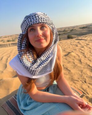 Emma Berman Instagram - Spring Break in UAE! 🐫 

#springbreak#desert#uae#safari#dubai#alfaya#adventures#sharjah#traditions#cultures#destinations#bestdestinations#travel#explore#learn#dubaidesert#emmaberman#springbreak#adventures#dubaiviews#camelride#dunebuggies#goldensands