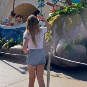 Emma Berman Instagram - 12/10 trip 🐭🎢✨

#explorepage #explore #pixarpier #disneyfloat #disneyland #disneyparks #pixarluca #disneyactor #emmaberman #californiaadventure #instadaily #superkitties #disneyjr