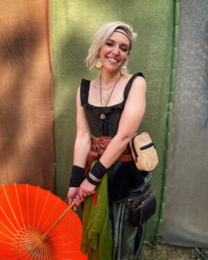 Emma Fyffe Instagram - Oops, I can’t stop running around crowded desert events in crazy fits. #renfaire #socalrenfaire