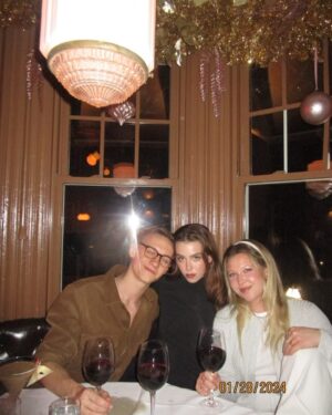 Emma Garner Instagram - JP in town!!!! She’s no Meredith Marks but she’ll do