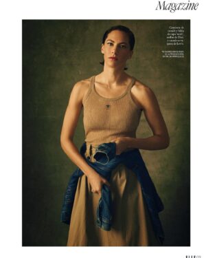 Emma Kathleen Hepburn Ferrer Instagram - En @elle_spain 🥹
Fotos por @darioaranyo 
Realización por @sylviamontoliuelle 
Y artículo por Eduardo Verbo
Gracias infinitamente ❤️