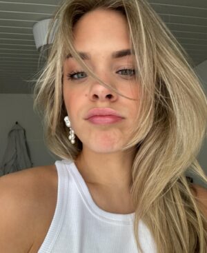 Emma Keuven Instagram - zomer in m’n bol ✨💌🧸💖🌷