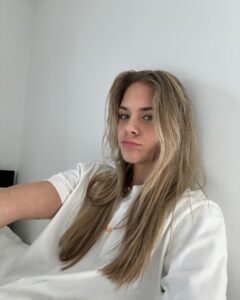 Emma Keuven Instagram - 