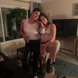 Emma Pasarow Instagram - Big huge dump
