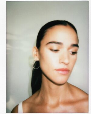 Emma Pasarow Instagram - dreamy day with @ninapark and @welovecoco ❤️

absolutely in loooove with ROUGE COCO BAUME HYDRATING TINTED LIP BALM in In Love & LES BEIGES WATER-FRESH BLUSH in Intense Coral
#welovecoco
#workingwithchanel