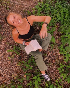 Emma Rayne Lyle Instagram - me reading in nature :p