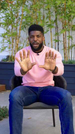 Emmanuel Acho Instagram - Your relationship with people should change your relationship with PEOPLE. Read that again. Don’t forget that you are the people you keep around you.

#relationshipadvice #soulsundays #relationship #selfhelp
