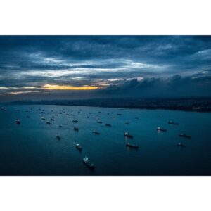 Emmanuel Lubezki Instagram - Through dirty window # 4.