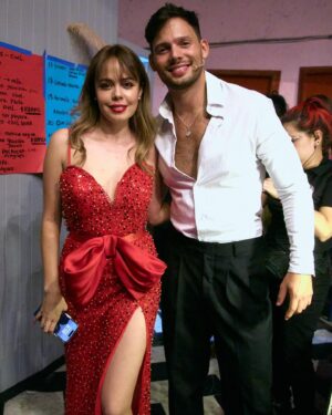 Emmanuel Palomares Instagram - Tuvimos una Gran Noche De Estreno.
@aventureramusical 🎙️🎭🎥

Estaremos de Jueves a Sábado esperándolos para disfrutar 🔥

Boletos en @ticketone.it 

@nadir_alcantara 📸