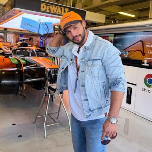 Emmanuel Palomares Instagram - Fórmula 1 🏎  #makeitcount @jackdanielsmexico 🇲🇽