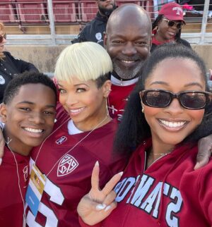 Emmitt Smith Instagram - Blessed, thankful and grateful. It’s an honor to be your pops, EJ. I’m so proud of your accomplishments on and off the field— and the man you’re growing up to be. 

We love you son!