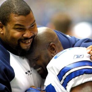 Emmitt Smith Instagram - No words to describe the feeling of losing a brother, teammate and most importantly, a friend. Someone who was quiet, didn’t bother anyone and put others first. He was a beast on field and a gentle soul off. Rest in peace to a true Cowboy and one of greatest —you will be truly missed.