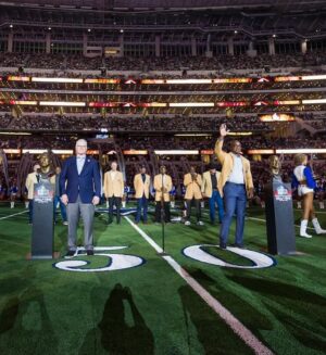 Emmitt Smith Instagram - Thursday night in Dallas ⭐️ 

Congratulations to my brother and teammate @demarcusware on his Ring of Honor Induction. A testament of your commitment and sacrifice to the @dallascowboys organization.
