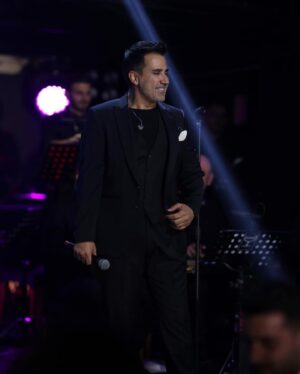 Emrah Instagram - 4 mayıs Günay İstanbul sahnesinden 
🧿💫✨🧿💫✨
@oguzarinmis