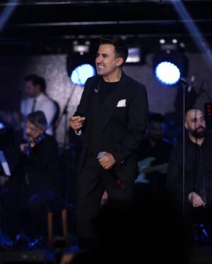 Emrah Instagram - 4 mayıs Günay İstanbul sahnesinden 
🧿💫✨🧿💫✨
@oguzarinmis