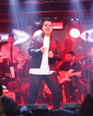Emrah Instagram - 4 mayıs Günay İstanbul sahnesinden 
🧿💫✨🧿💫✨
@oguzarinmis