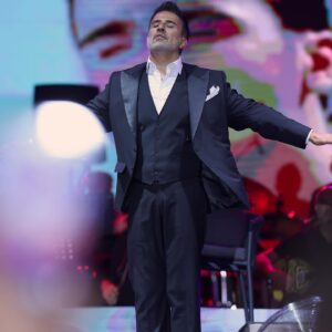 Emrah Instagram - Dün geceden 🎤🎤🎤🎤
🧿🧿🧿🧿 
@oguzarinmis Management
@caner.tepecik Orkestra
@muratkosemeci Ses
@didemtuzel