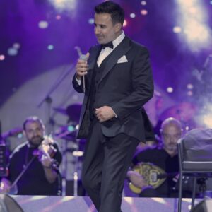 Emrah Instagram - Dün geceden 🎤🎤🎤🎤
🧿🧿🧿🧿 
@oguzarinmis Management
@caner.tepecik Orkestra
@muratkosemeci Ses
@didemtuzel