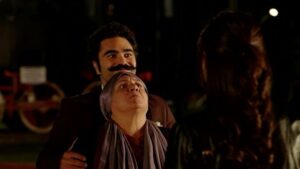 Emrah Kaman Instagram - "Deli Aşk" örfümüz, adetimiz, ananemize saygılı film... Fragmanın tamamı için youtube'a deli aşk yazalım lütfen 😬 yok abi onunla uğraşamam diyenlere link, instagram profilimde var. Abi o da uzun iş diyorsanız daha ne diyim eve gelip bütün fragmanı oynuyorum. 🤓