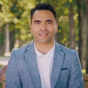 Emrah Kaman Instagram - Aile Şirketi 3.sezon… 
6 Ağustos’ta
@beinconnect_tr ‘te