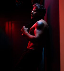 Actor Emre Altuğ HD Instagram Photos and Wallpapers February 2024