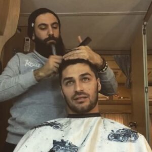 Emre Dinler Instagram - #tbt Tahir’e dönüş ✂️ @ergunyalcinn01 kardeşim...